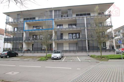 Haus Front - Moderne, barrierefreie Wohnung zur Miete im Herzen von Saarlouis - Top Lage!