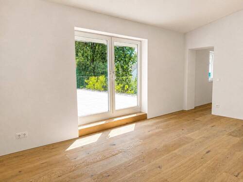 Wohnzimmer - 2 Zimmer Etagenwohnung zum Kaufen in Neubiberg