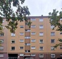 Wohnen mit Komfort in der Südstadt: 3,5-Zimmer, Aufzug, Garage, Tageslichtbad - Nürnberg Steinbühl