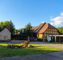 Fachwerk-Ensemble vor 1900 | 1.000 m² | Denkmal | sanierungsbedürftig | provisionsfrei - Annaburg