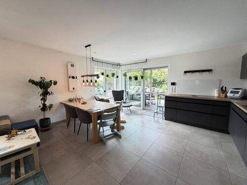 Küche-Essen-Wohnen - Moderne 4-Zimmer-Erdgeschosswohnung mit Südterrasse