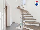 REMAX Immobilien DeLux Wohnung in Hilbringen zu vermieten - 