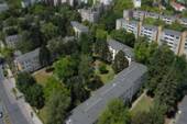 Innenhof und Wohnanlage - Vermietet: 2,5-Zimmer-Wohnung im 1. OG mit Balkon und Kellerabteil in Marienfelde
