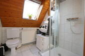 Badezimmer - Etagenwohnung mit 51,80 m² in Kaltenkirchen zur Miete