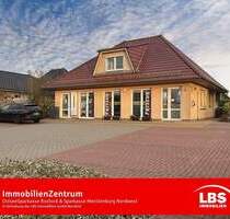 Vielseitig nutzbare Immobilie - 419.000,00&nbsp;EUR Kaufpreis, ca.&nbsp; 182,60&nbsp;m&sup2;&nbsp;Wohnfl&auml;che in Kritzmow (PLZ: 18198)