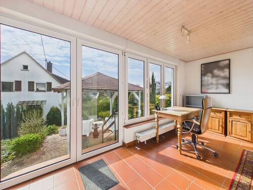 Arbeits- und Lesezimmer - 