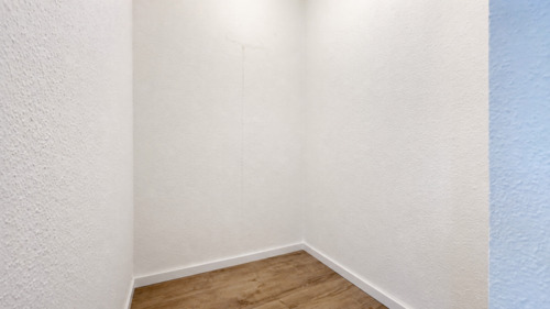 Abstellkammer - 