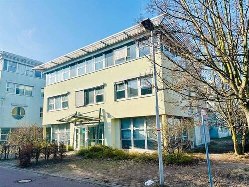 Aussenansicht - Attraktives freistehendes Bürohaus im Gewerbegebiet Schkeuditz-Dölzig