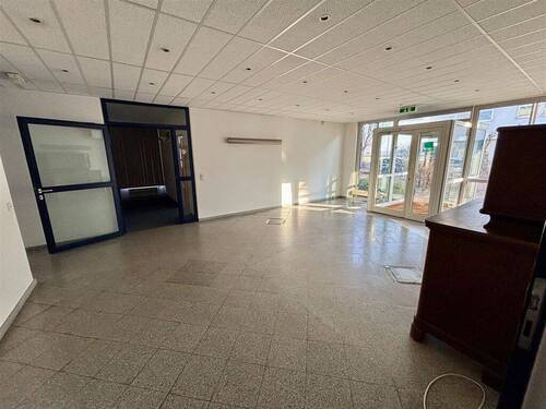 Eingangsbereich/Empfang - 1 Zimmer Büro in Schkeuditz