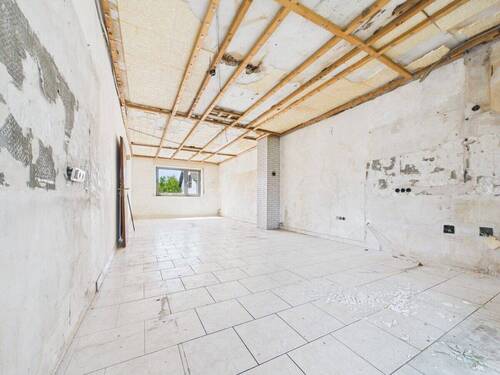 REMAX Immobilien DeLux Einfamilienhaus Wohn- & Esszimmer Schmelz Mark Borowicz - 