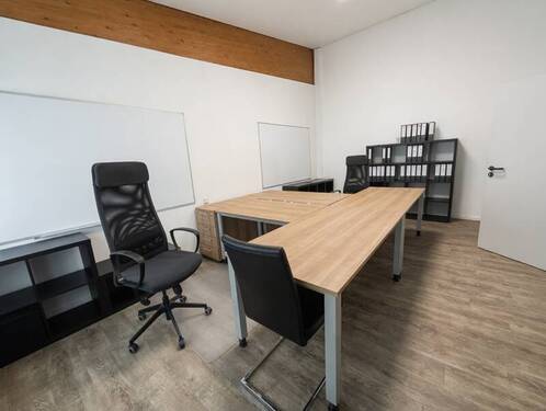 Büro 1 - 