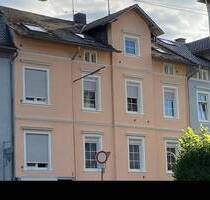 Mehrfamilienhaus mit 5 Wohneinheiten, zusätzlichem BauplatzGarten in Boppard-Stadt