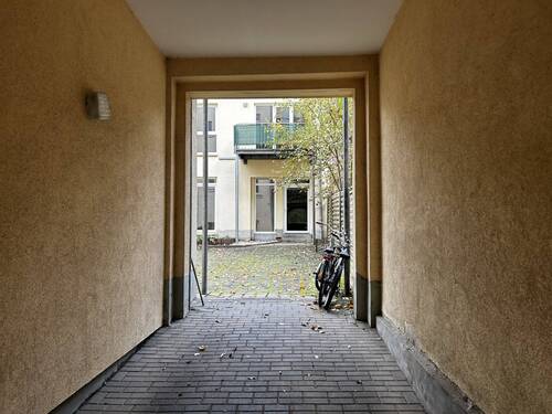 Durchgang zum Objekt - 