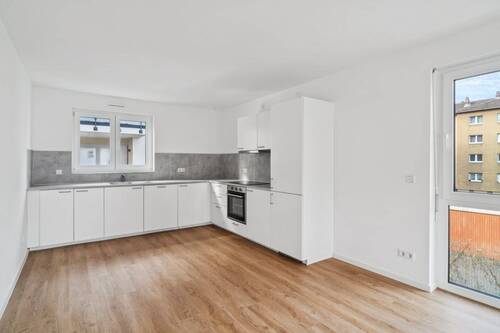 Offene Küche - 2 Zimmer Etagenwohnung in Frankfurt am Main / Sindlingen