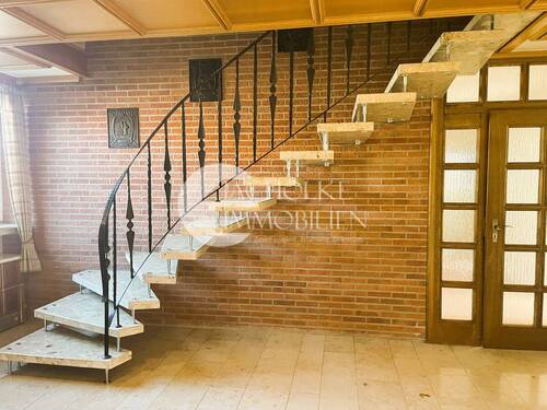 369.Mamortreppe - 