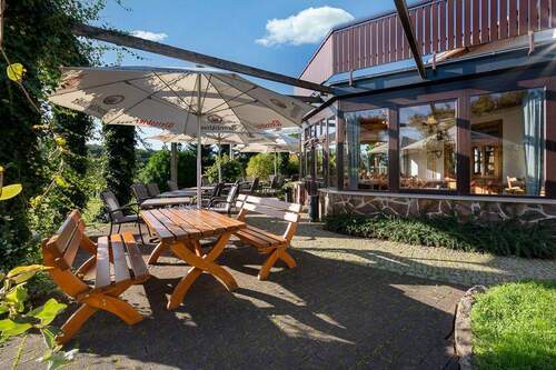 Außenbereich - Mehrfamilienhaus, Wohnhaus mit 765,00 m&sup2; in Nidda zum Kaufen