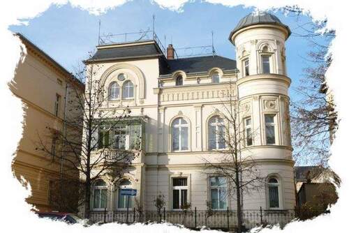 Ansicht Villa - 3 Zimmer Etagenwohnung zur Miete in Altenburg