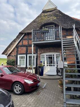 Ansicht mit Treppenaufgang - 