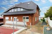 Hauseingang - 1 Zimmer Mehrfamilienhaus, Wohnhaus zum Kaufen in Lutter am Barenberge