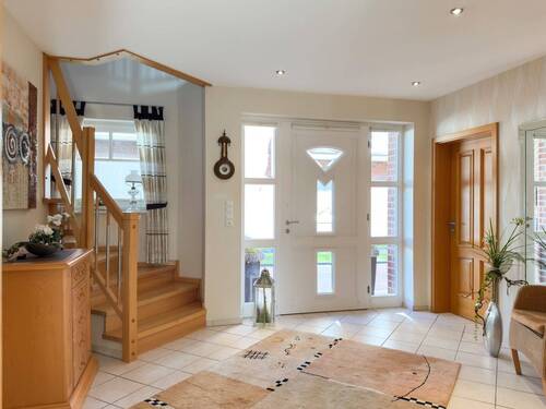 EG: Eingangsbereich - 5 Zimmer Einfamilienhaus in Nordhorn