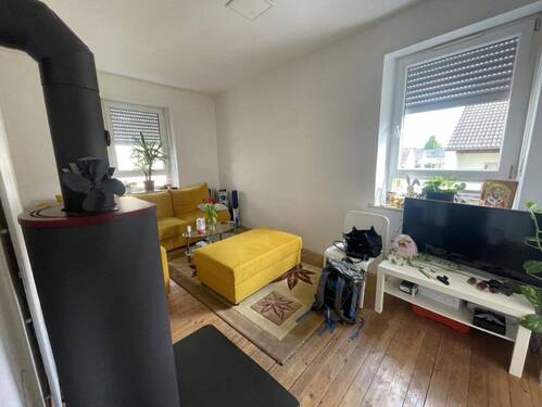 Wohnzimmer - Etagenwohnung mit 63,00 m² in Augsburg zum Kaufen