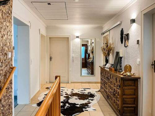 Flur - 3 Zimmer Bungalow in Hannover