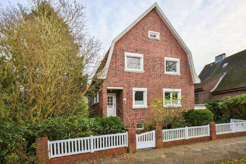 Außenansicht - 5 Zimmer Einfamilienhaus zum Kaufen in Wilhelmshaven-Heppens