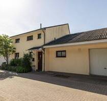 *** NORDWOLLE - 127 m² - 5 ZIMMER - 2 BÄDER - GARTEN und GARAGE - BALKON mit CHARME *** - Delmenhorst Schafkoven/Donneresch