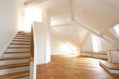 Aufgang zur Dachterrasse - 