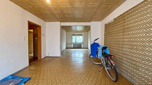 Geräumiges Wohn-/Esszimmer - 