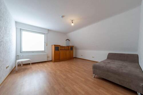 OG Einliegerwohnung Wohnzimmer - 