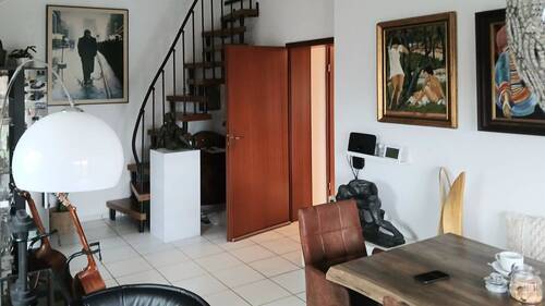 Wohnen_ - Dachgeschoss-Maisonette mit 4 Zimmer, plus Garage!