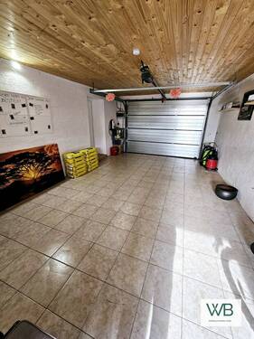 Garage - 