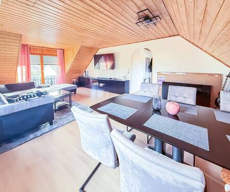 Wohnzimmer (DG) - 