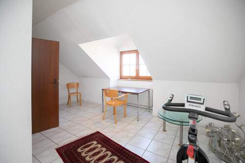 Zimmer 2 Dachgeschoss - 