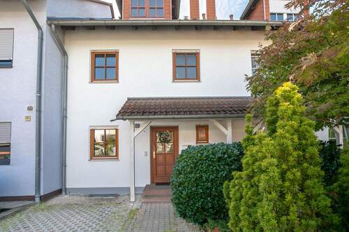 Straßenansicht - 