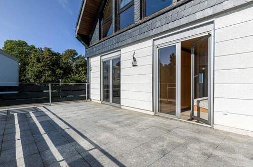 Terrasse_02 - Reihenmittelhaus mit 151,40 m&sup2; in Leverkusen zum Kaufen