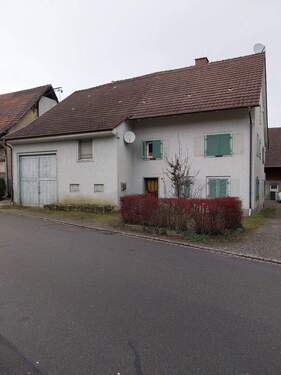 Ansicht - VERKAUF - Einfamilienhaus mit 2000 m² großem Grundstück in Bohlingen