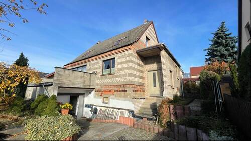 Außenansicht - 5 Zimmer Einfamilienhaus in Dresden