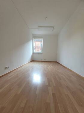 20250806_192423 - Etagenwohnung mit 76,00 m² in Mannheim zum Kaufen