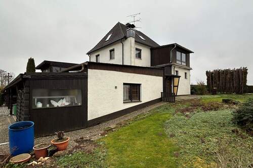 Nordansicht - Einfamilienhaus mit 190,00 m&sup2; in Irlbach zum Kaufen