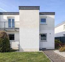 Sackgassenlage. Garten. Garage. Doppelhaushälfte mit zwei Wohneinheiten in Rheinnähe. - Köln Porz