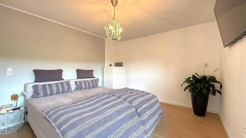 Schlafzimmer EG - 