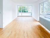 Wohnzimmer - 2 Zimmer Etagenwohnung zum Kaufen in München