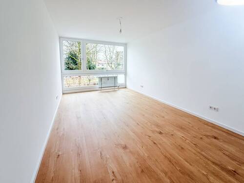 Schlafzimmer - 2 Zimmer Etagenwohnung in München