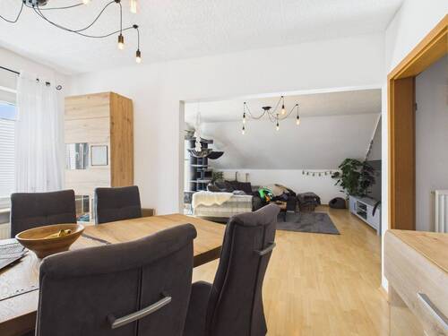 Ess- & Wohnbereich - Dachgeschosswohnung mit Weitblick