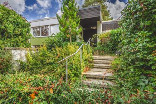 Zuwegung zum Haus - Einfamilienhaus mit 190,00 m&sup2; in Aachen zum Kaufen