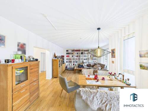 Wohnzimmer - 4 Zimmer Etagenwohnung in Hackenheim