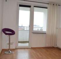 Neugründung einer 3er-Mädel WG ! Geniale gesuchte Lage in der Stadt Würzburg , fußläufig zur Neuen Uni ... beim Ringpark-Riemenschneider Str. ;-)