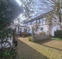 Blankenheim charmantes Fachwerkensemble von 1996 mit 4.462 m² Grundstück und vielseitigen Nutzungsoptionen